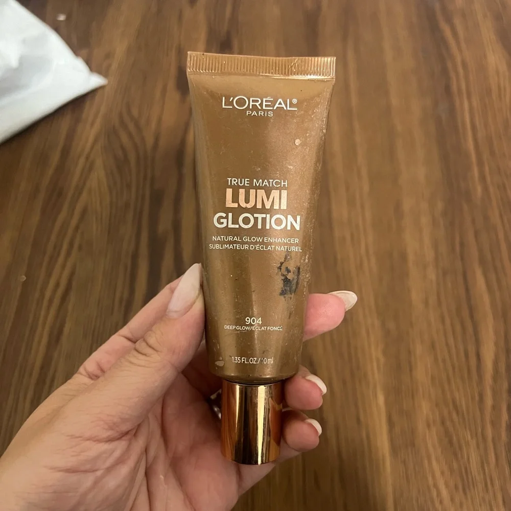 L’Oréal True Match Lumi Glotion 904 Deep Glow